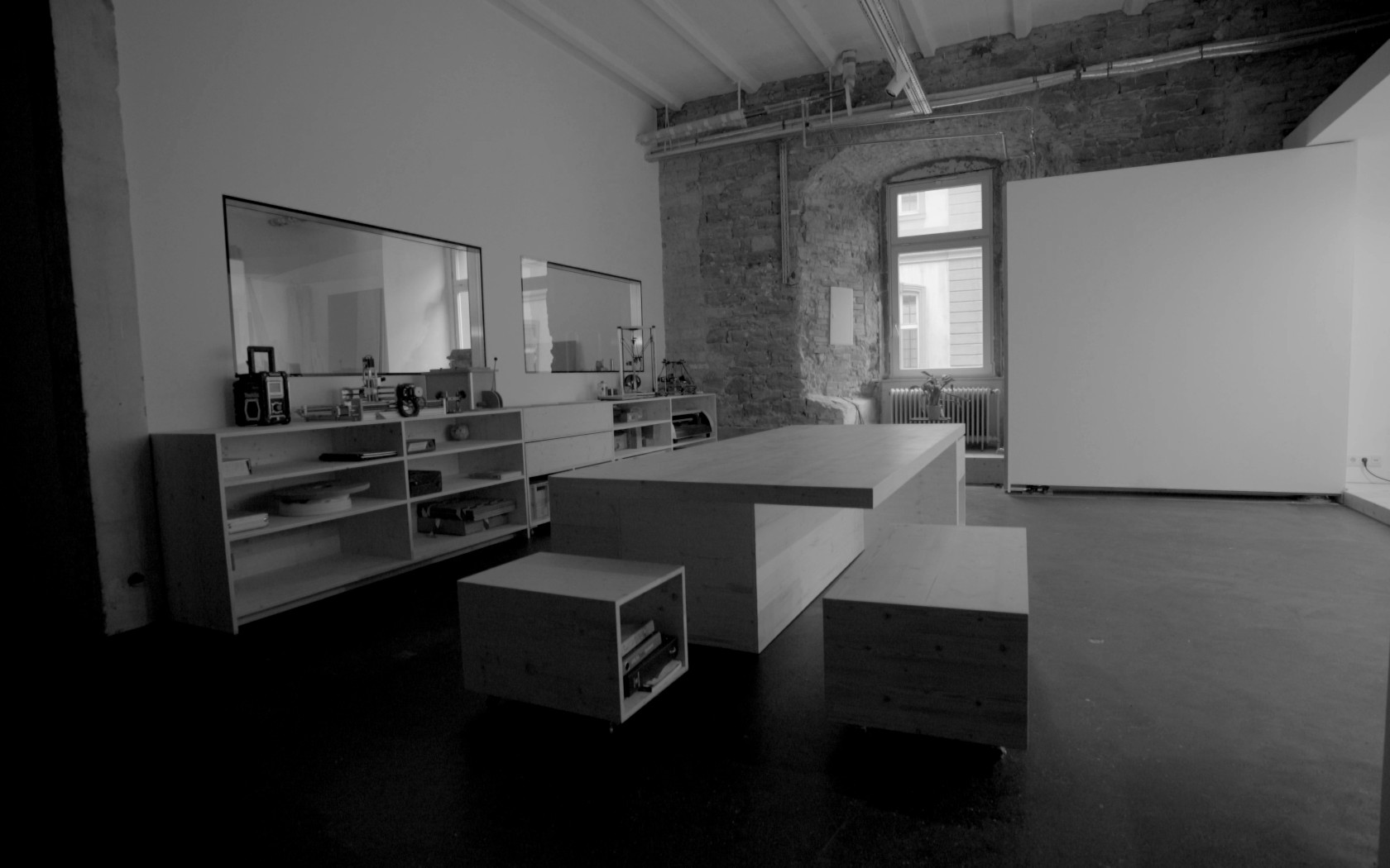 Formwerke, Höchst FFM, Atelier, workspace, Mobile Regalewände, Studio, Interior, keinStil. Boris Banozic,Umbau, Eigenleistung, kleines budget 