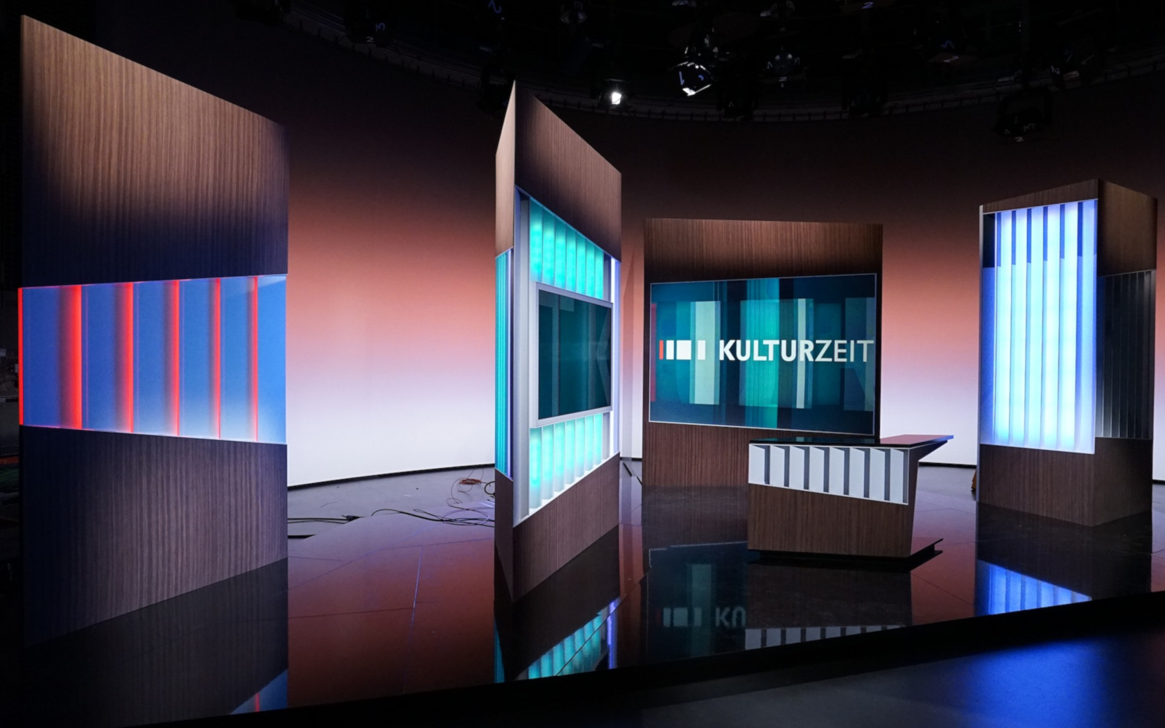 3sat Studios, Kulturzeit, Scobel, Nano, Boris Banozic, TV Studios, Illusion, Wissenschaft und Kultur nachrichten
